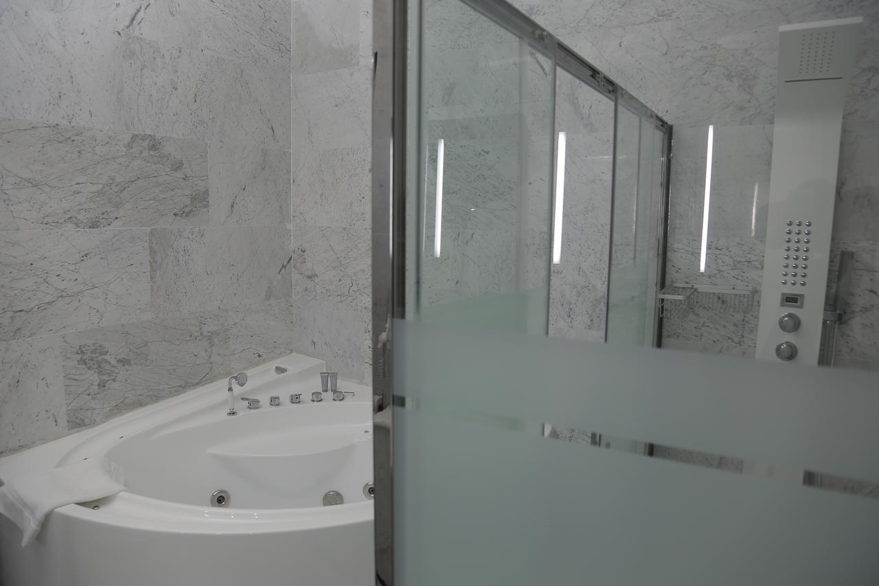Hotel Ahoefa King Salomon Garden Lomé Dış mekan fotoğraf